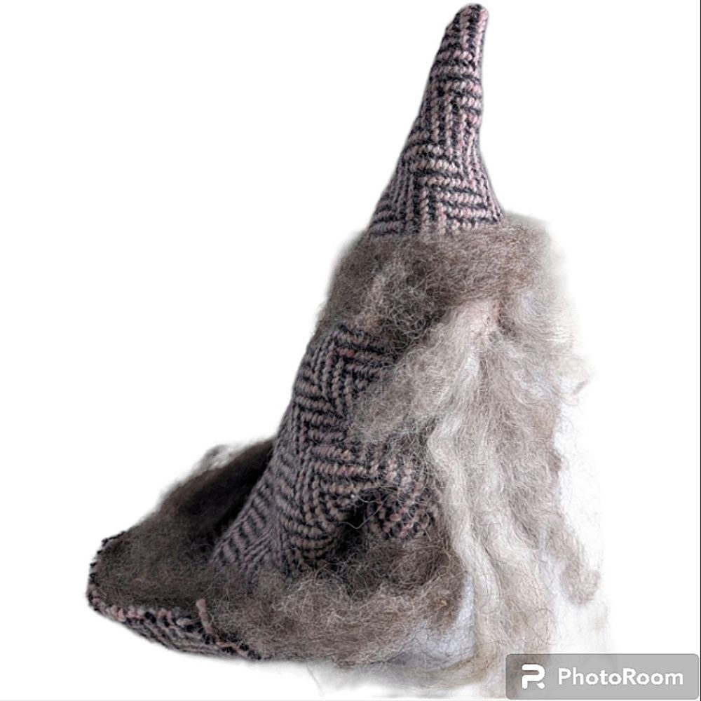 Wool & Shearling Wizard Elf - Picture 6 of 8